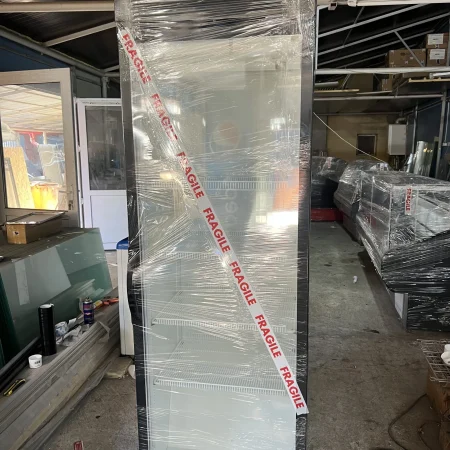 Vitrina frigorifica verticala UBC, 212cm înălțime, 72cm lățime, 60cm adâncime
