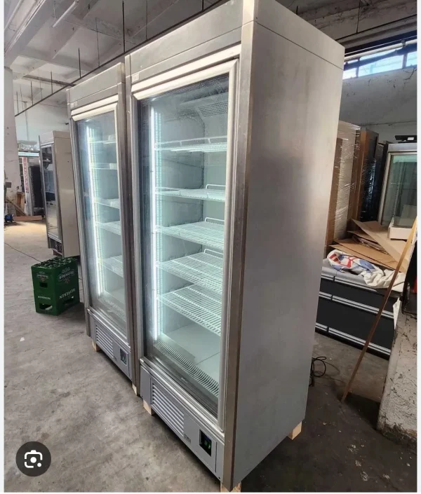 Congelator vertical cu o usa