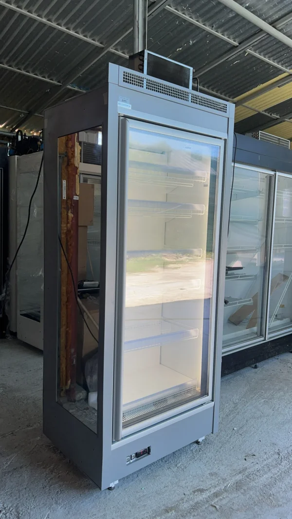 Congelator vertical cu o usa